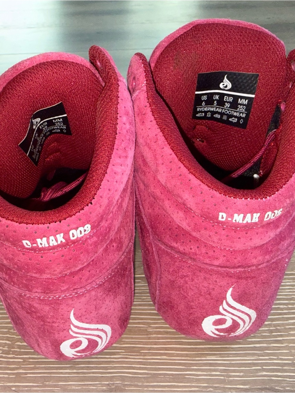 Rydewear Footwear D-MAK 009 Burgundy Suede Sneakers